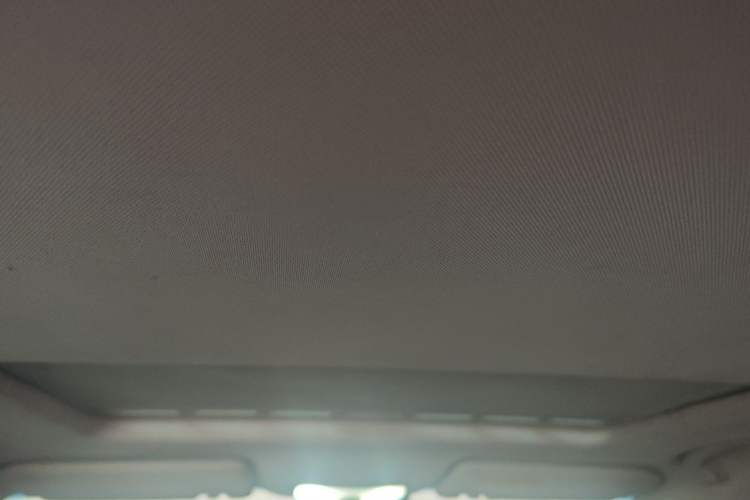 Used Roewe 360 2015 20T TST Deluxe Edition Headliner