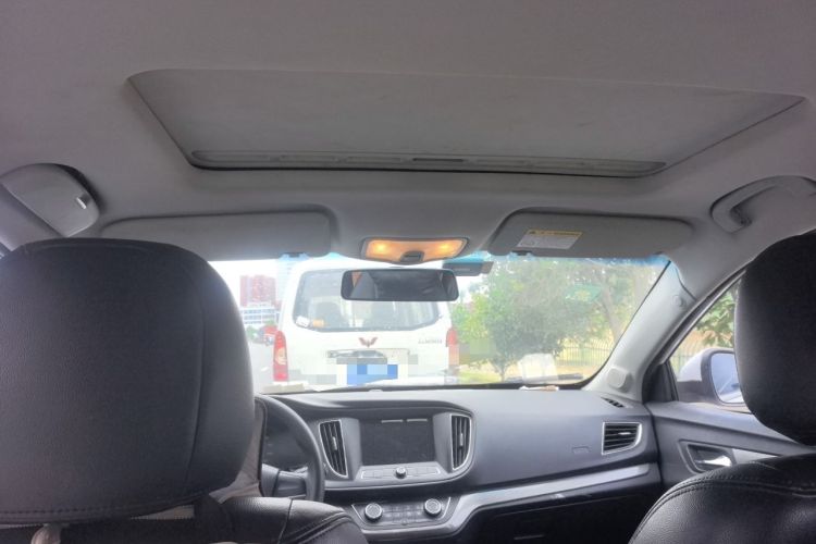Used Roewe 360 2015 1.5L Manual Luxury Edition Headliner