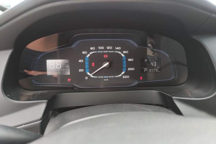 Used Roewe 360 2015 1.5L Automatic Luxury Edition Instrument Cluster