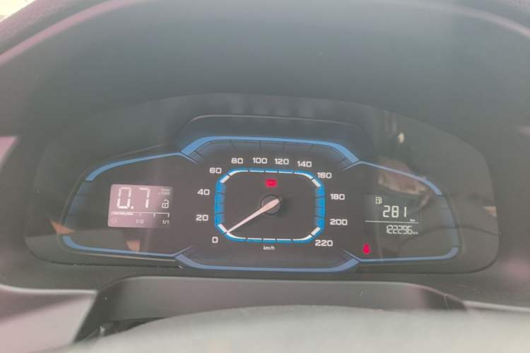 Used Roewe 360 2015 1.5L Manual Luxury Edition Instrument Cluster