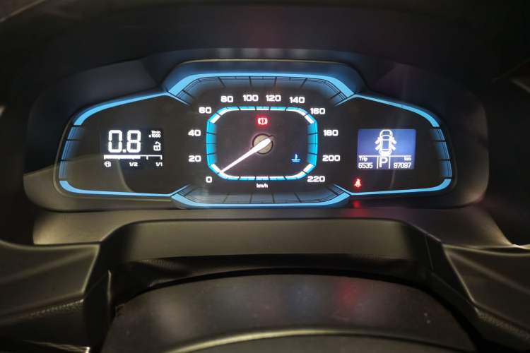 Used Roewe 360 2015 20T TST Deluxe Edition Instrument Cluster