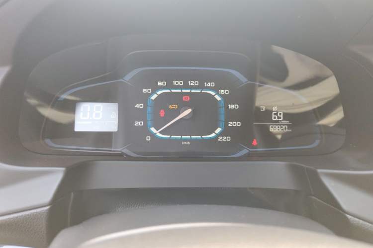 Used Roewe 360 2015 1.5L Manual Luxury Edition Instrument Cluster