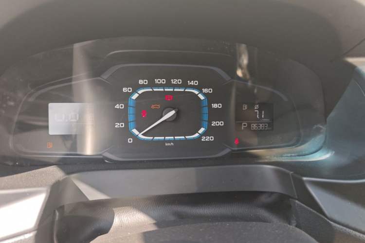 Used Roewe 360 2015 1.5L Automatic Luxury Edition Instrument Cluster