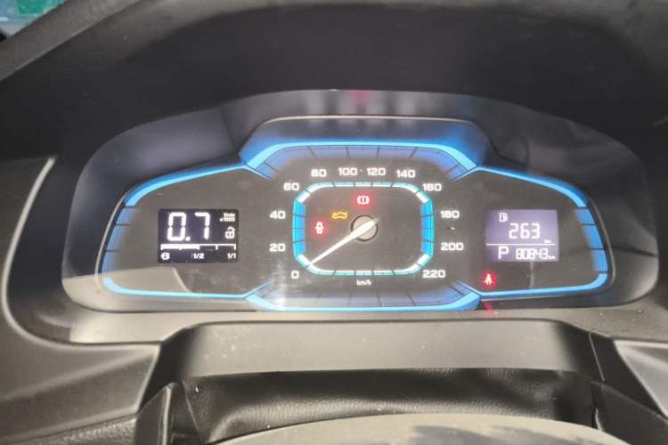 Used Roewe 360 2015 1.5L Automatic Luxury Edition Instrument Cluster