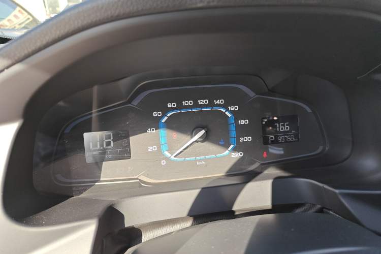 Used Roewe 360 2015 1.5L Automatic Luxury Edition Instrument Cluster
