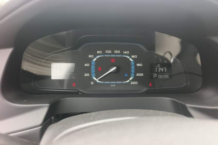 Used Roewe 360 2015 1.5L Automatic Luxury Edition Instrument Cluster