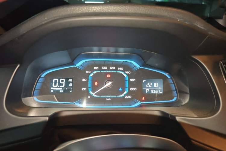 Used Roewe 360 2015 1.5L Automatic Luxury Edition Instrument Cluster