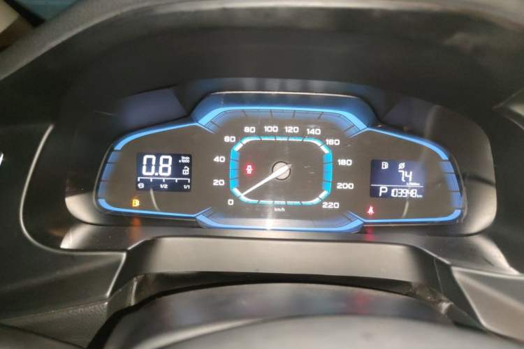 Used Roewe 360 2015 1.5L Automatic Luxury Edition Instrument Cluster