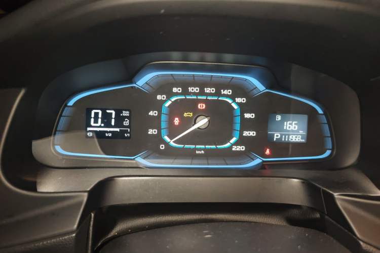 Used Roewe 360 2015 1.5L Automatic Luxury Edition Instrument Cluster