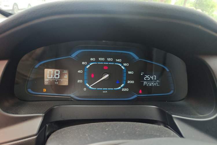 Used Roewe 360 2015 1.5L Automatic Luxury Edition Instrument Cluster