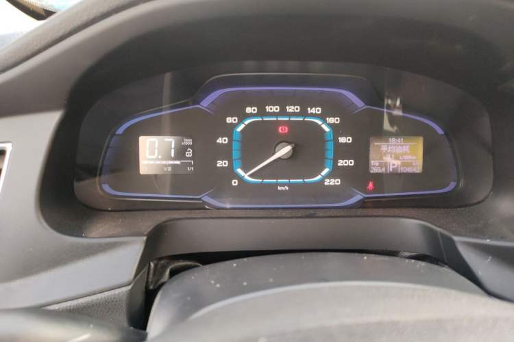 Used Roewe 360 2015 20T TST Deluxe Edition Instrument Cluster