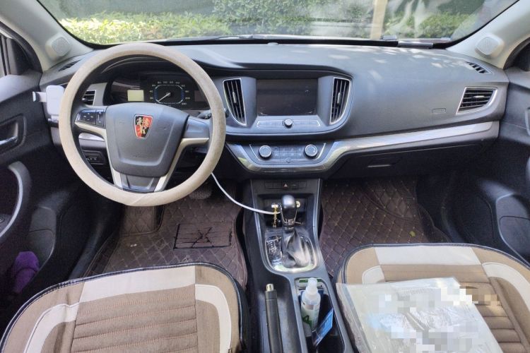 Used Roewe 360 2015 1.5L Automatic Luxury Edition Interior 2
