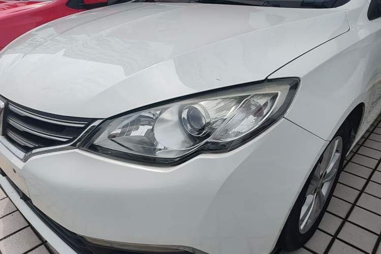 Used Roewe 360 2015 1.5L Automatic Luxury Edition Left Front Headlight