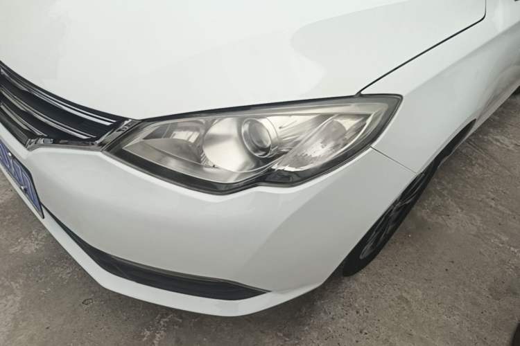 Used Roewe 360 2015 1.5L Manual Luxury Edition Left Front Headlight