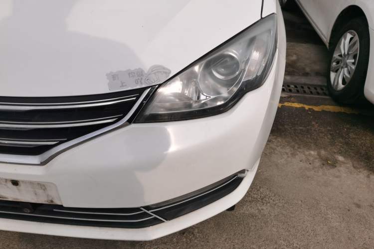 Used Roewe 360 2015 1.5L Automatic Luxury Edition Left Front Headlight