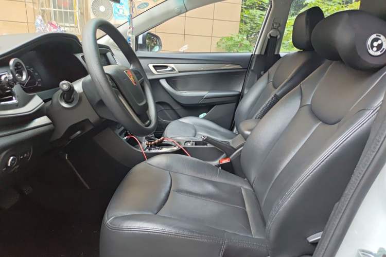 Used Roewe 360 2015 20T TST Deluxe Edition Left Front Seat