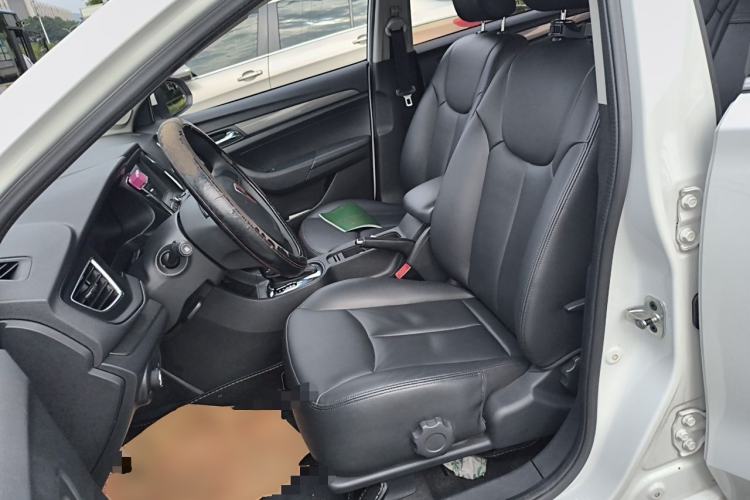 Used Roewe 360 2015 20T TST Deluxe Edition Left Front Seat