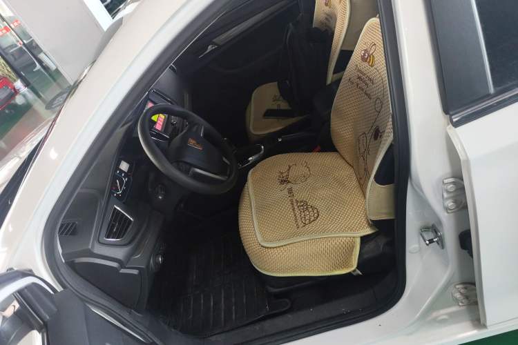 Used Roewe 360 2015 1.5L Automatic Luxury Edition Left Front Seat
