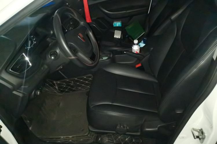 Used Roewe 360 2015 20T TST Deluxe Edition Left Front Seat
