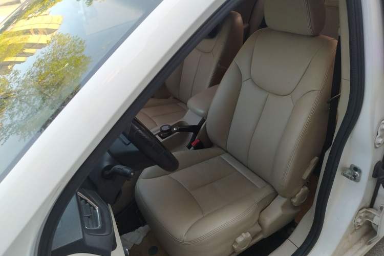 Used Roewe 360 2015 1.5L Automatic Luxury Edition Left Front Seat