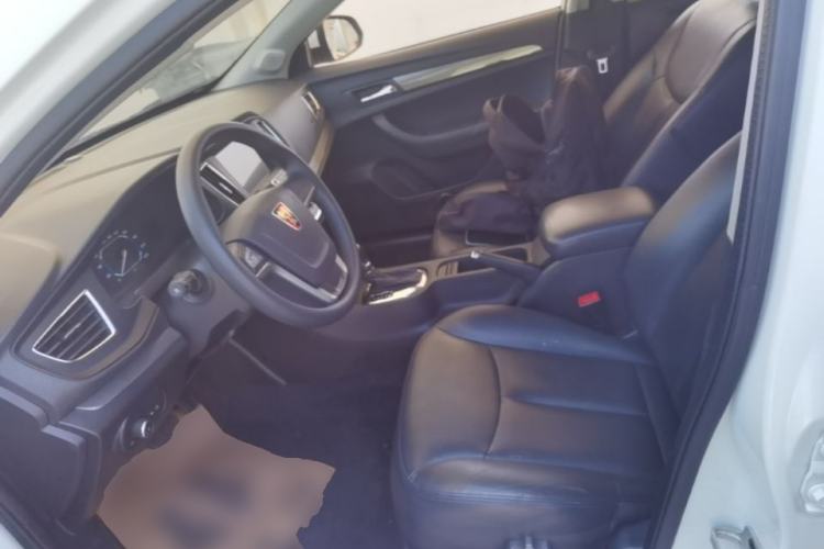 Used Roewe 360 2015 20T TST Deluxe Edition Left Front Seat