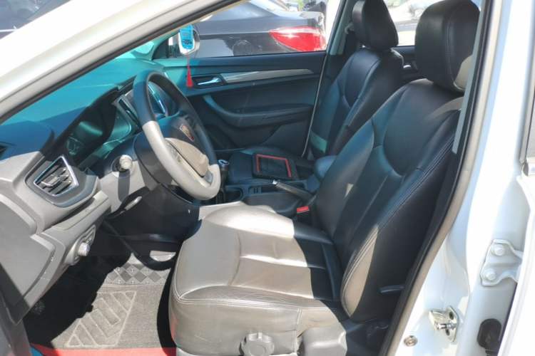 Used Roewe 360 2015 1.5L Manual Luxury Edition Left Front Seat