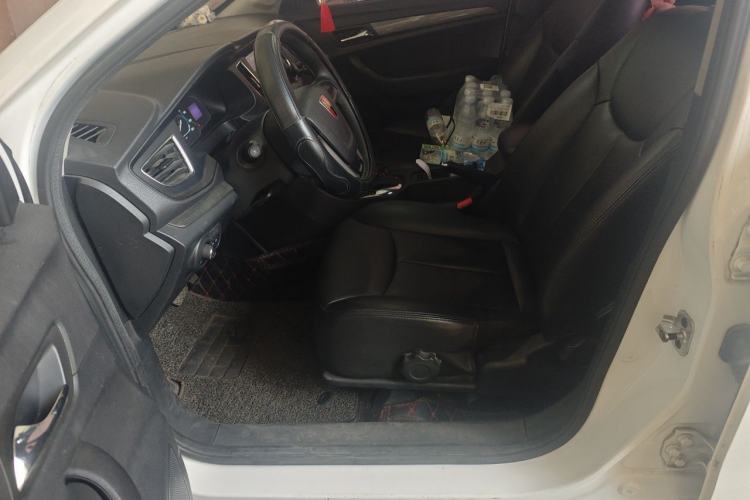 Used Roewe 360 2015 20T TST Deluxe Edition Left Front Seat