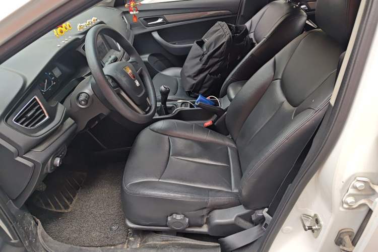 Used Roewe 360 2015 1.5L Manual Luxury Edition Left Front Seat