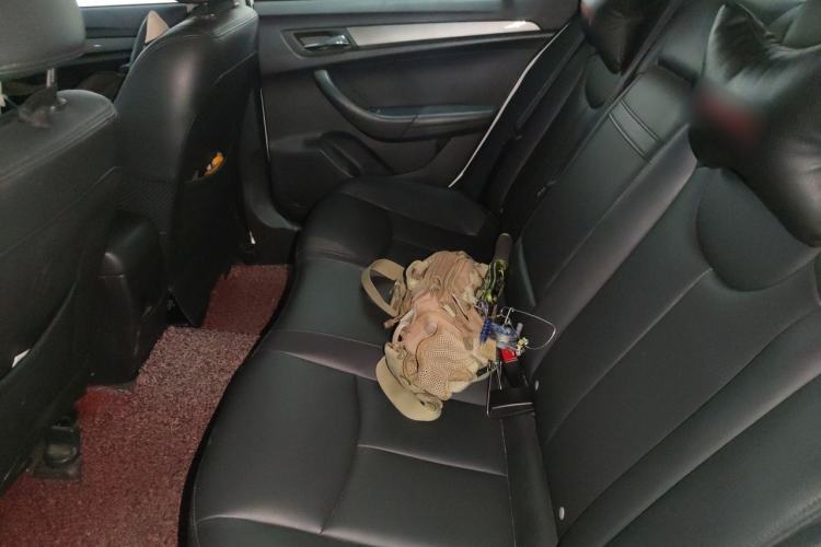 Used Roewe 360 2015 1.5L Automatic Luxury Edition Left Rear Seat
