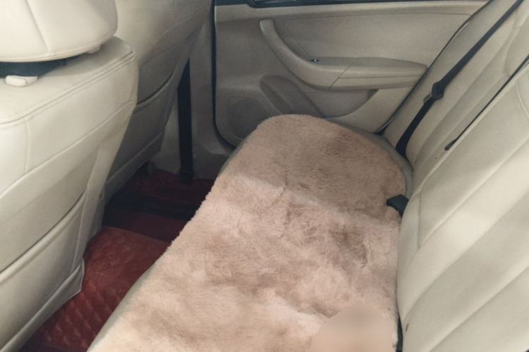 Used Roewe 360 2015 20T TST Deluxe Edition Left Rear Seat