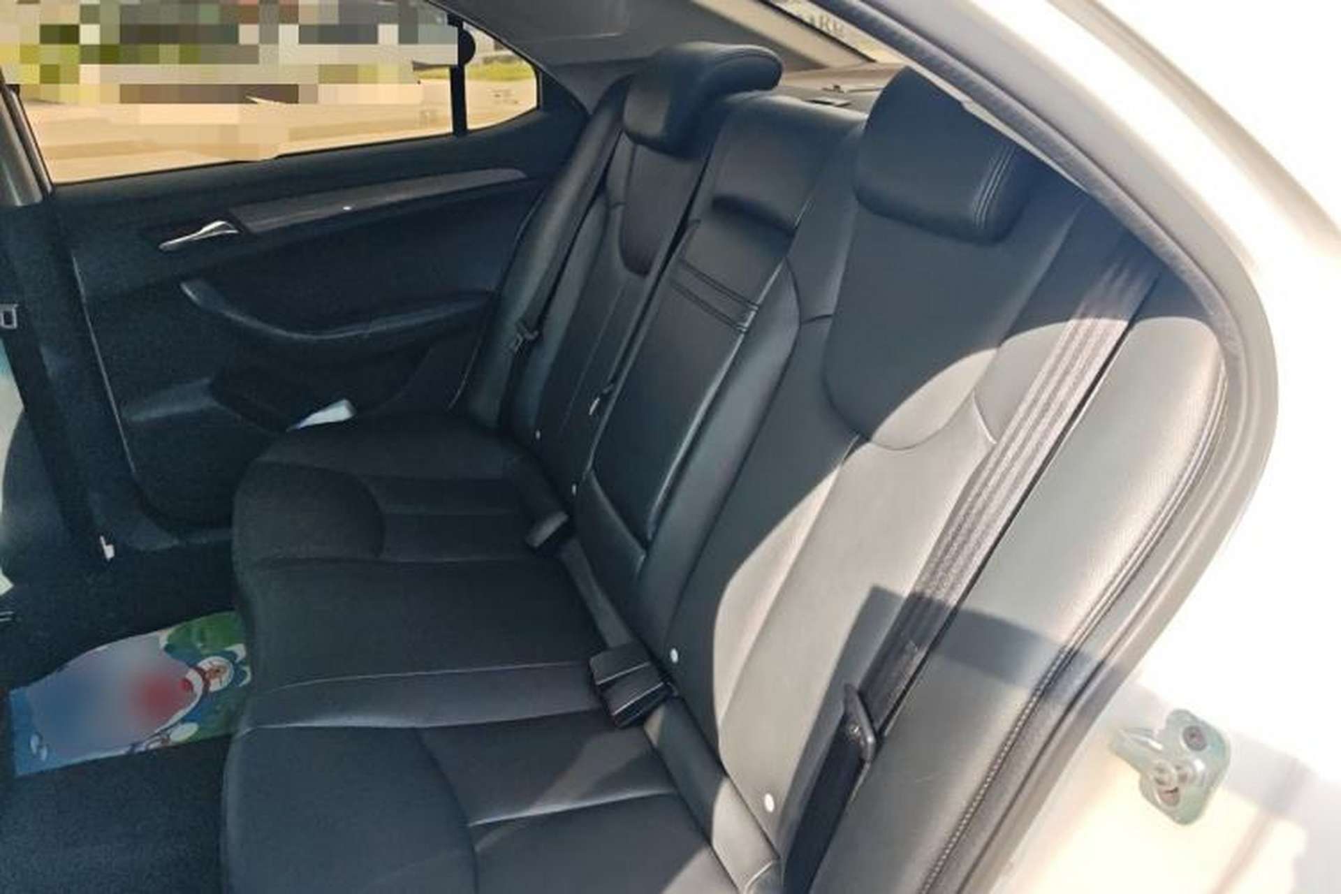 Used Roewe 360 2015 1.5L Automatic Luxury Edition Left Rear Seat
