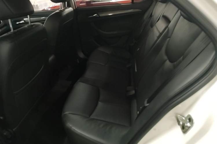 Used Roewe 360 2015 20T TST Deluxe Edition Left Rear Seat