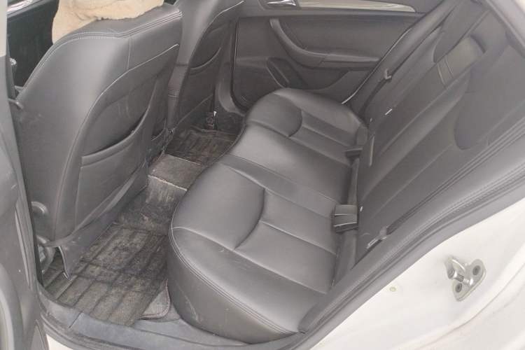 Used Roewe 360 2015 1.5L Manual Luxury Edition Left Rear Seat