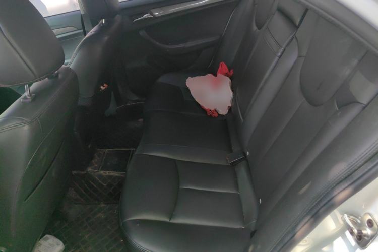 Used Roewe 360 2015 20T TST Deluxe Edition Left Rear Seat
