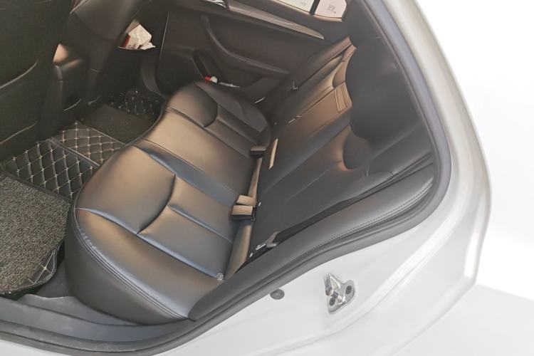 Used Roewe 360 2015 20T TST Deluxe Edition Left Rear Seat