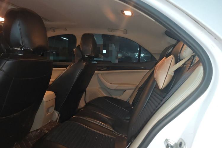 Used Roewe 360 2015 1.5L Automatic Luxury Edition Left Rear Seat