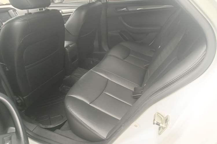 Used Roewe 360 2015 1.5L Manual Luxury Edition Left Rear Seat
