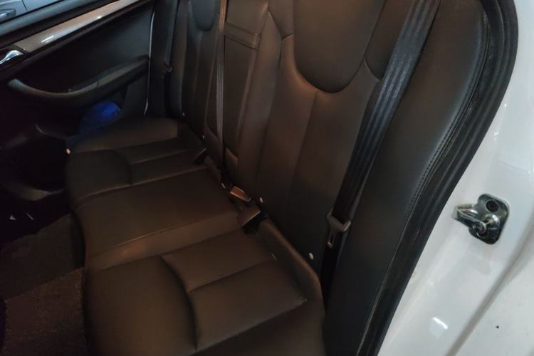 Used Roewe 360 2015 1.5L Automatic Luxury Edition Left Rear Seat