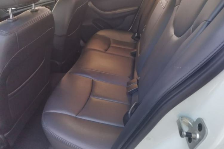 Used Roewe 360 2015 20T TST Deluxe Edition Left Rear Seat
