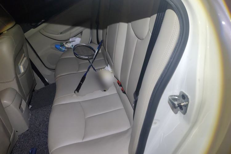 Used Roewe 360 2015 1.5L Automatic Luxury Edition Left Rear Seat