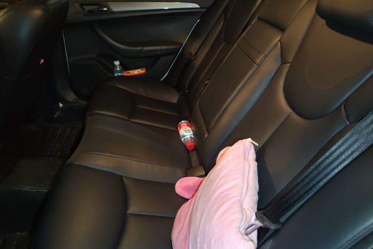 Used Roewe 360 2015 1.5L Automatic Luxury Edition Left Rear Seat