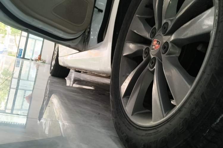 Used Roewe 360 2015 20T TST Deluxe Edition Left Side Sill