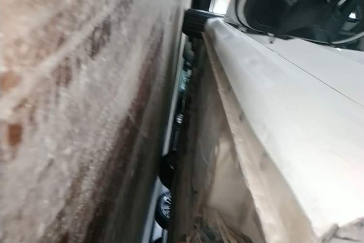 Used Roewe 360 2015 1.5L Manual Luxury Edition Left Side Sill