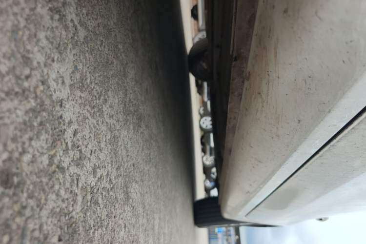 Used Roewe 360 2015 1.5L Automatic Luxury Edition Left Side Sill
