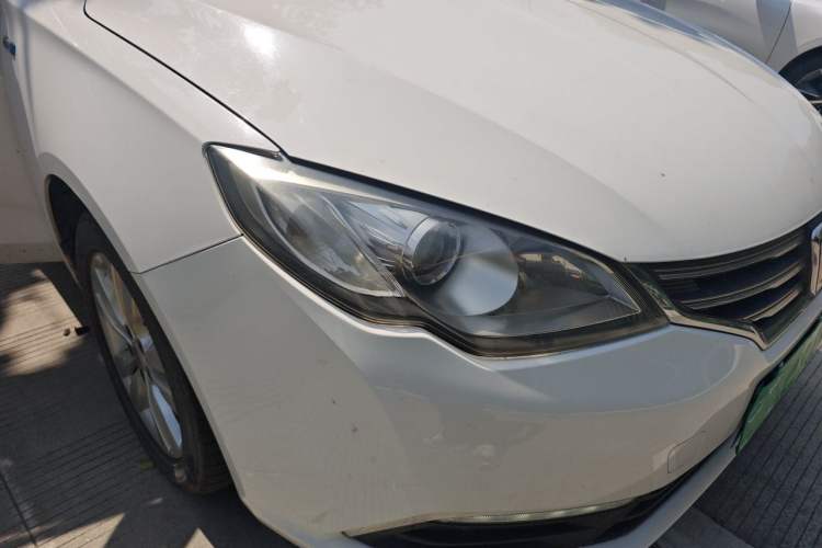 Used Roewe 360 2015 1.5L Manual Luxury Edition Right Front Headlight