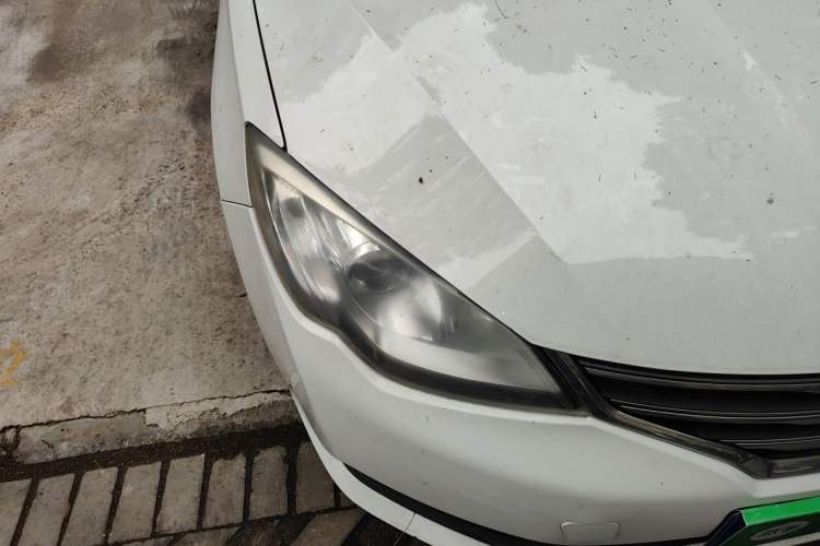 Used Roewe 360 2015 1.5L Automatic Luxury Edition Right Front Headlight
