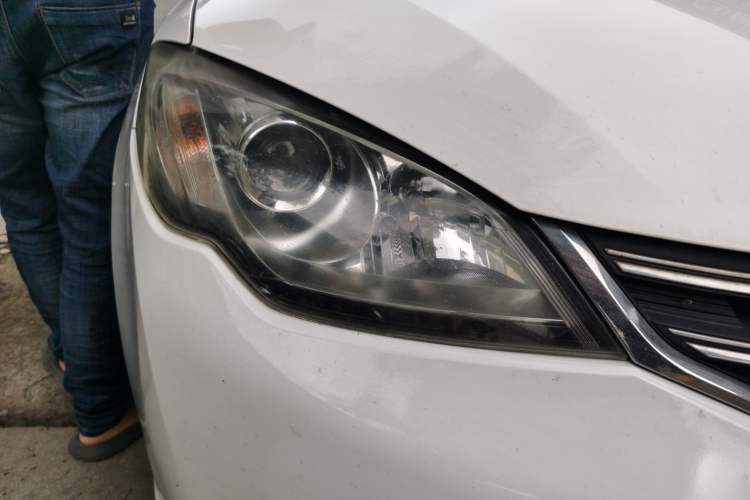 Used Roewe 360 2015 1.5L Manual Luxury Edition Right Front Headlight