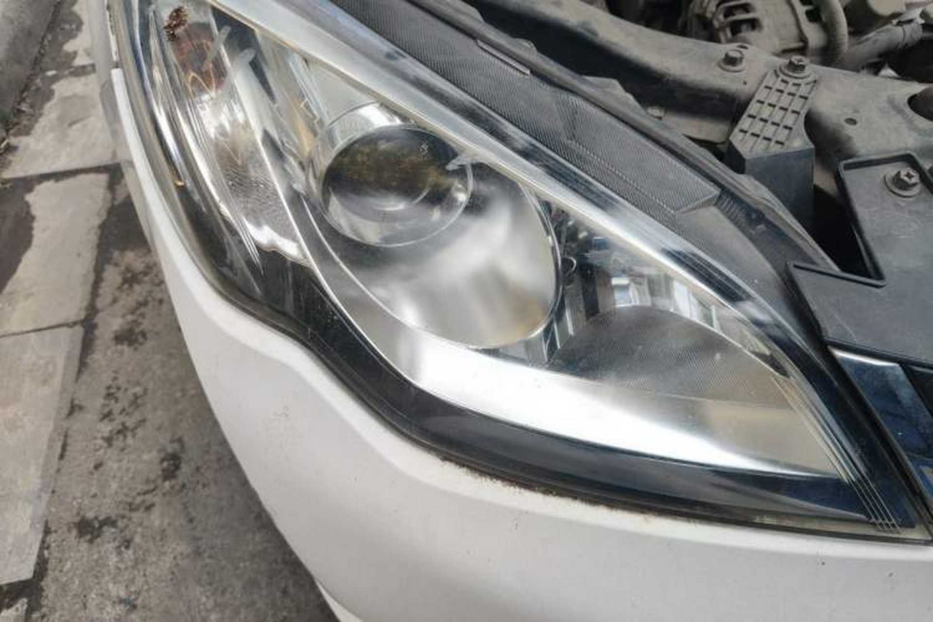 Used Roewe 360 2015 1.5L Manual Luxury Edition Right Front Headlight