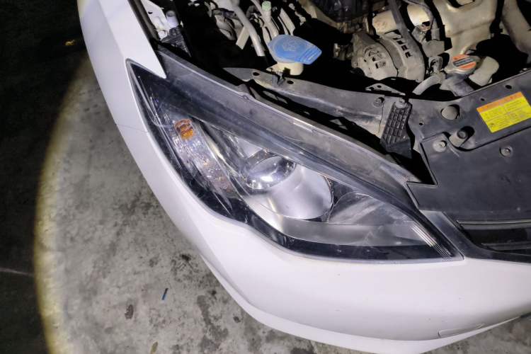Used Roewe 360 2015 1.5L Manual Luxury Edition Right Front Headlight
