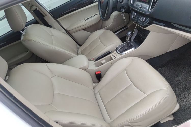 Used Roewe 360 2015 1.5L Automatic Luxury Edition Right Front Seat